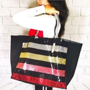 Victoria’s Secret Bag ♥️